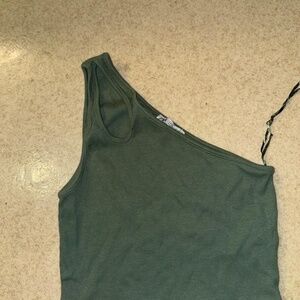 Zara one shoulder cutout strap detail green rib ribbed tank top